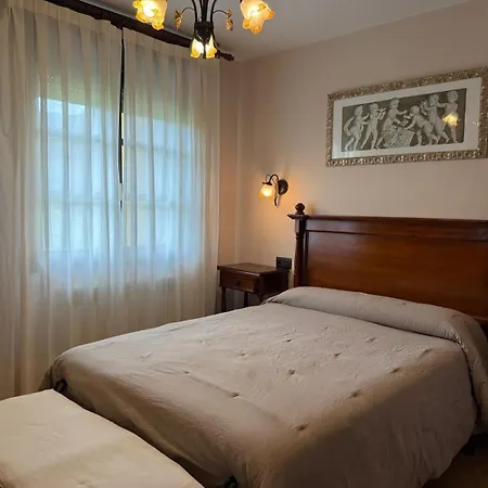 El Prau La Iglesia - Llanes シャレー *