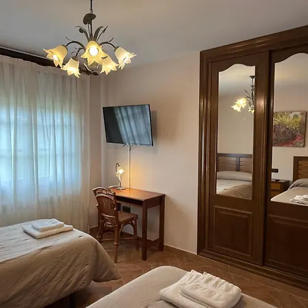 El Prau La Iglesia - Llanes シャレー *