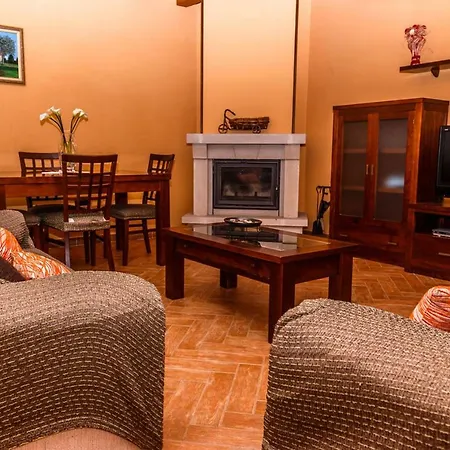 El Prau La Iglesia - Llanes シャレー *